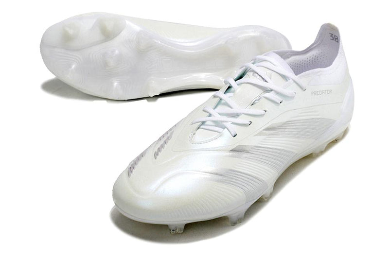 Chuteira Adidas Predator Elite Campo